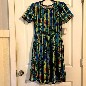 NWT Small Lularoe Amelia Dress